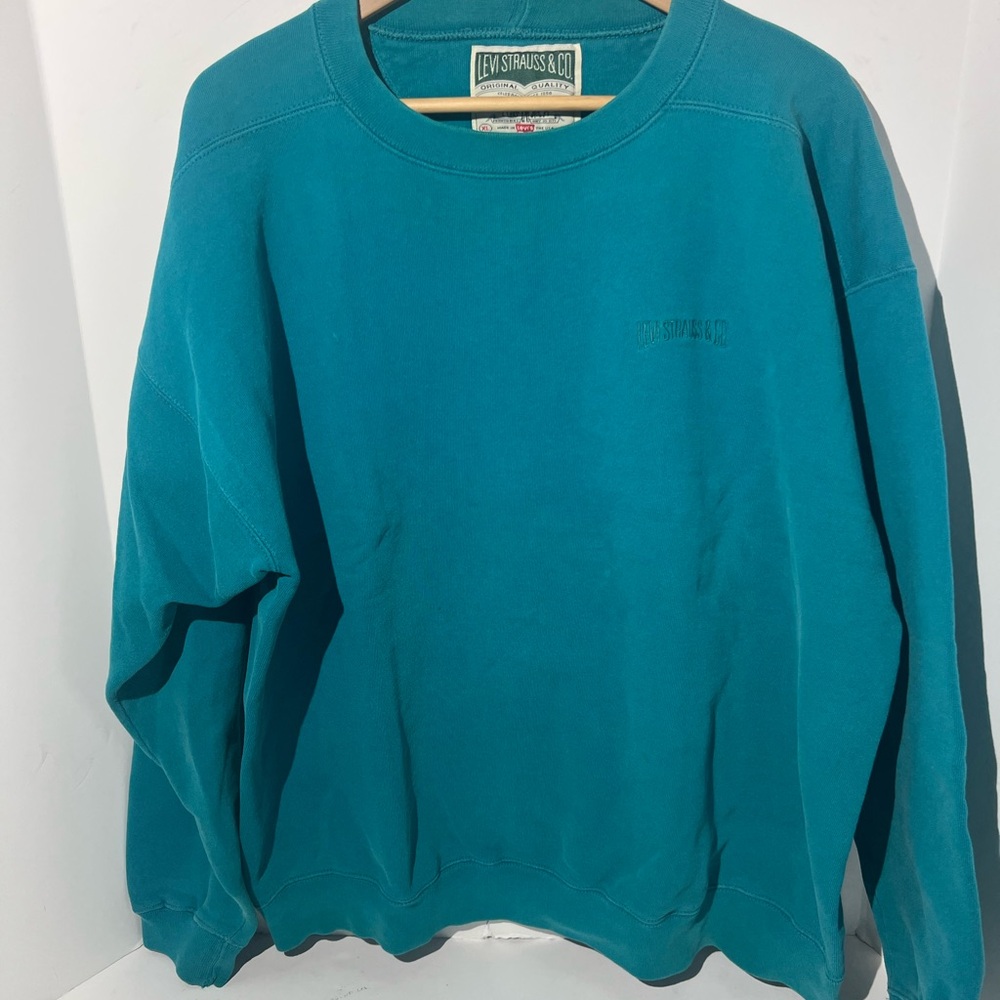 Vintage Levi's Men's Teal Crewneck Sweater